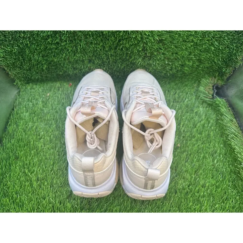 Nike Air Max INTRLK Lite DZ7288-600 Athletic Sneaker Womens 9 Pink Synthetic Gym